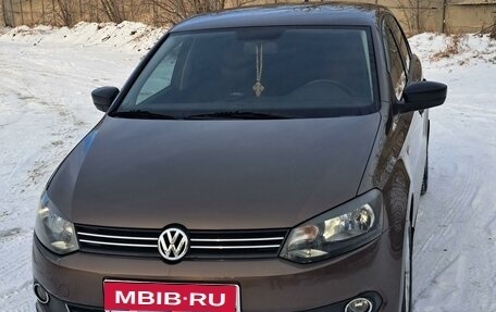 Volkswagen Polo VI (EU Market), 2014 год, 1 110 000 рублей, 1 фотография