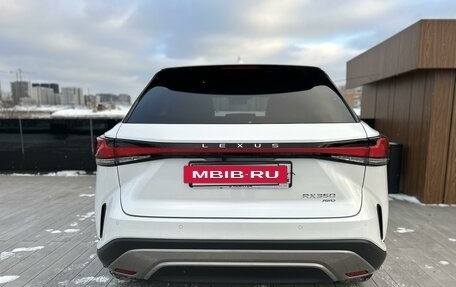 Lexus RX IV рестайлинг, 2023 год, 9 350 000 рублей, 5 фотография