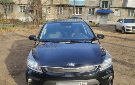 KIA Rio IV, 2018 год, 1 320 000 рублей, 2 фотография