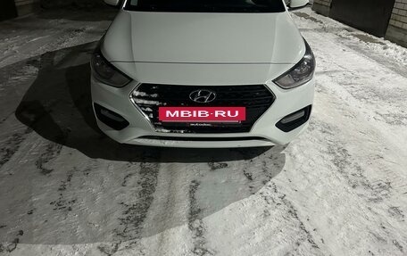 Hyundai Solaris II рестайлинг, 2017 год, 1 150 000 рублей, 4 фотография