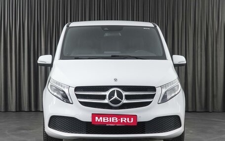 Mercedes-Benz V-Класс, 2019 год, 6 849 000 рублей, 3 фотография