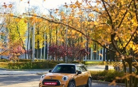 MINI Hatch, 2016 год, 2 530 000 рублей, 2 фотография