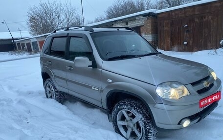 Chevrolet Niva I рестайлинг, 2011 год, 515 000 рублей, 5 фотография