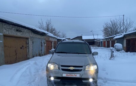 Chevrolet Niva I рестайлинг, 2011 год, 515 000 рублей, 16 фотография