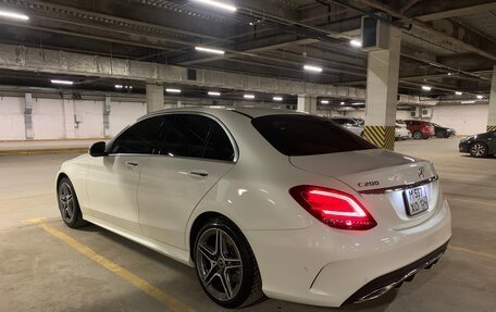 Mercedes-Benz C-Класс, 2018 год, 3 000 000 рублей, 6 фотография