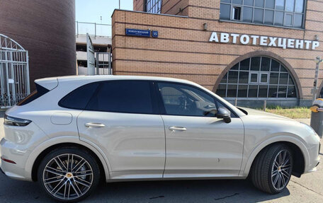 Porsche Cayenne III, 2022 год, 18 195 000 рублей, 4 фотография