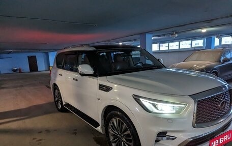 Infiniti QX80 I рестайлинг, 2018 год, 5 000 000 рублей, 3 фотография