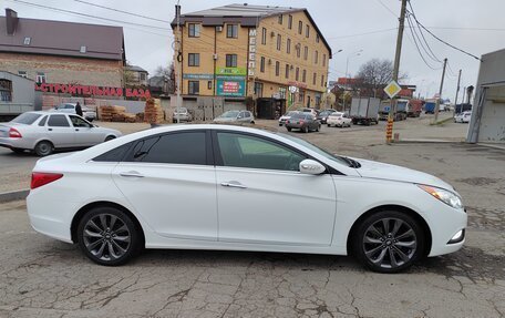 Hyundai Sonata VI, 2011 год, 1 470 000 рублей, 3 фотография