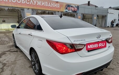 Hyundai Sonata VI, 2011 год, 1 470 000 рублей, 6 фотография