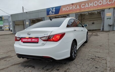 Hyundai Sonata VI, 2011 год, 1 470 000 рублей, 5 фотография