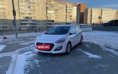 Hyundai i30 II рестайлинг, 2015 год, 1 170 000 рублей, 2 фотография