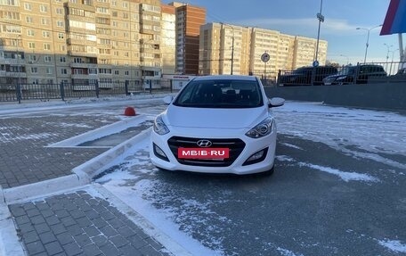 Hyundai i30 II рестайлинг, 2015 год, 1 170 000 рублей, 13 фотография