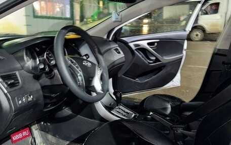 Hyundai Elantra V, 2013 год, 930 000 рублей, 6 фотография