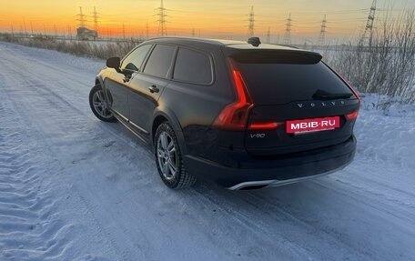 Volvo V90 Cross Country I рестайлинг, 2019 год, 3 070 000 рублей, 7 фотография