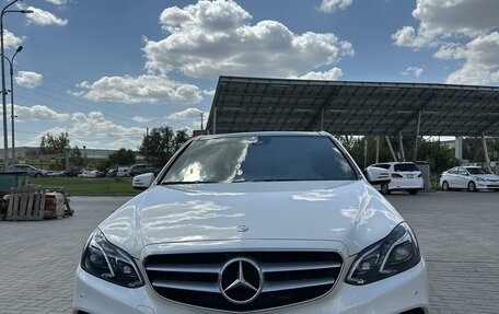 Mercedes-Benz E-Класс, 2013 год, 2 550 000 рублей, 15 фотография