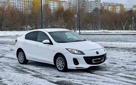 Mazda 3, 2011 год, 800 000 рублей, 2 фотография