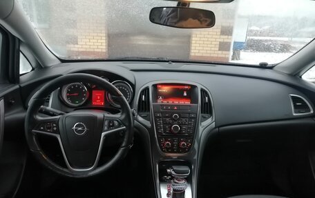 Opel Astra J, 2014 год, 700 000 рублей, 9 фотография