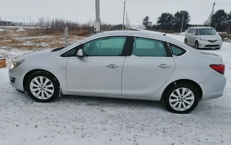 Opel Astra J, 2014 год, 700 000 рублей, 10 фотография