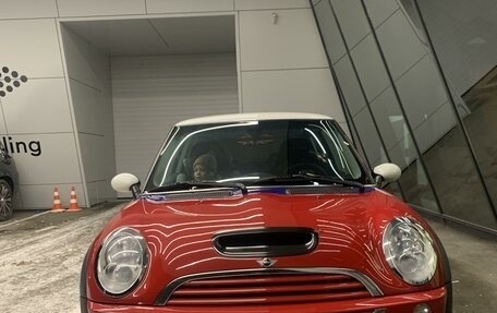 MINI Hatch, 2005 год, 1 180 000 рублей, 13 фотография