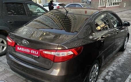 KIA Rio III рестайлинг, 2014 год, 900 000 рублей, 3 фотография