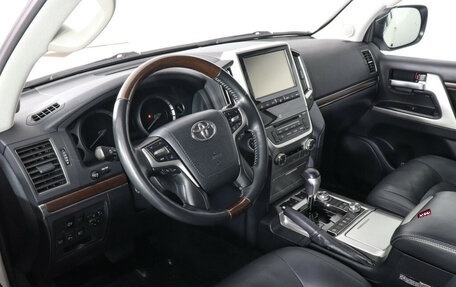 Toyota Land Cruiser 200, 2016 год, 6 990 000 рублей, 9 фотография