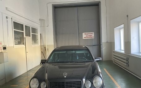 Mercedes-Benz E-Класс, 1999 год, 500 000 рублей, 4 фотография