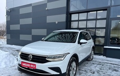 Volkswagen Tiguan II, 2021 год, 3 360 000 рублей, 1 фотография