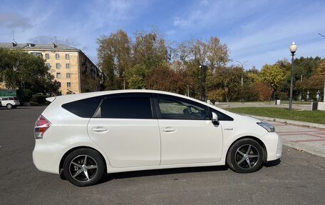 Toyota Prius Alpha I (ZVW40/41), 2015 год, 1 600 000 рублей, 7 фотография