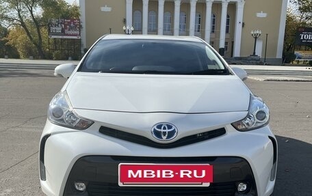 Toyota Prius Alpha I (ZVW40/41), 2015 год, 1 600 000 рублей, 11 фотография