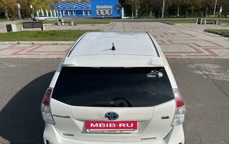 Toyota Prius Alpha I (ZVW40/41), 2015 год, 1 600 000 рублей, 8 фотография