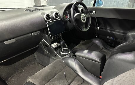 Audi TT, 2002 год, 950 000 рублей, 14 фотография