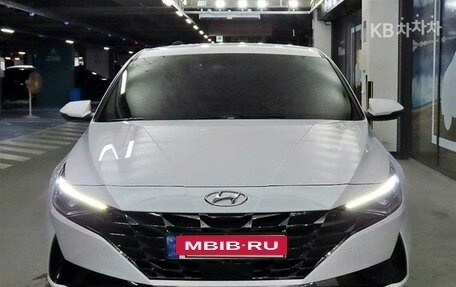 Hyundai Avante, 2021 год, 1 750 000 рублей, 2 фотография