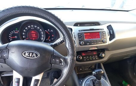 KIA Sportage III, 2011 год, 900 000 рублей, 7 фотография