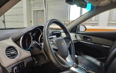 Chevrolet Cruze II, 2011 год, 770 000 рублей, 25 фотография