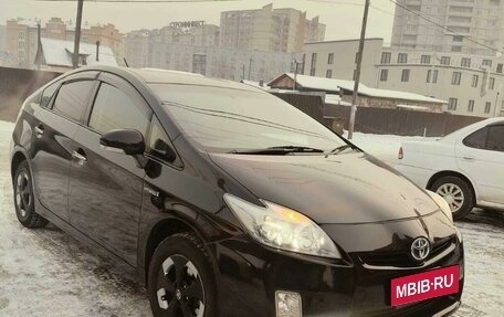 Toyota Prius, 2010 год, 1 020 000 рублей, 8 фотография