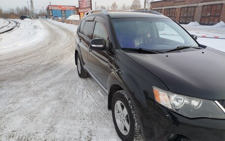 Mitsubishi Outlander III рестайлинг 3, 2007 год, 1 450 000 рублей, 12 фотография