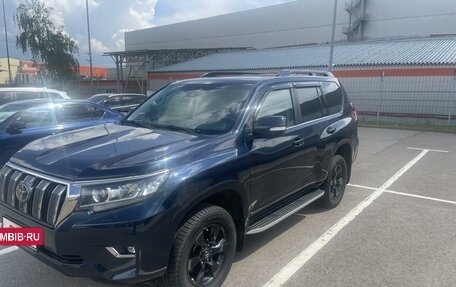 Toyota Land Cruiser Prado 150 рестайлинг 2, 2018 год, 5 350 000 рублей, 2 фотография