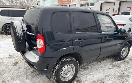 Chevrolet Niva I рестайлинг, 2010 год, 550 000 рублей, 5 фотография