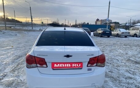 Chevrolet Cruze II, 2010 год, 715 000 рублей, 15 фотография