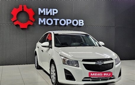 Chevrolet Cruze II, 2013 год, 980 000 рублей, 3 фотография