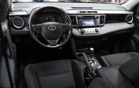 Toyota RAV4, 2014 год, 2 399 000 рублей, 6 фотография