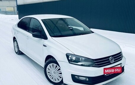 Volkswagen Polo VI (EU Market), 2017 год, 1 050 000 рублей, 2 фотография