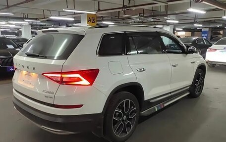 Skoda Kodiaq I, 2021 год, 2 841 000 рублей, 4 фотография