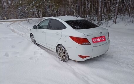 Hyundai Solaris II рестайлинг, 2016 год, 987 000 рублей, 4 фотография