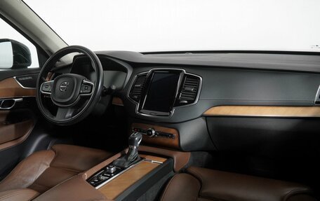 Volvo XC90 II рестайлинг, 2019 год, 4 490 000 рублей, 15 фотография