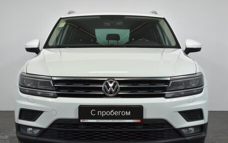 Volkswagen Tiguan II, 2017 год, 1 849 000 рублей, 2 фотография