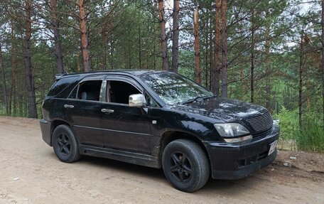 Toyota Harrier, 1999 год, 900 000 рублей, 3 фотография