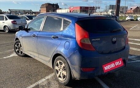 Hyundai Solaris II рестайлинг, 2012 год, 835 000 рублей, 5 фотография