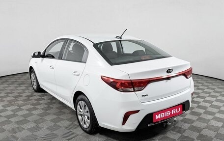 KIA Rio IV, 2018 год, 1 390 000 рублей, 7 фотография