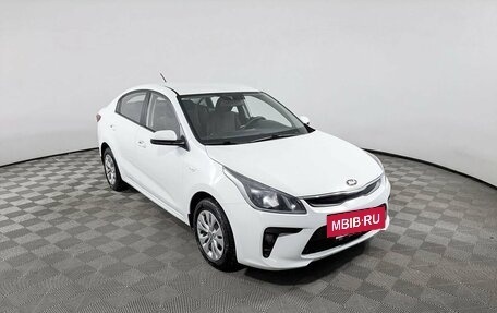 KIA Rio IV, 2018 год, 1 390 000 рублей, 3 фотография